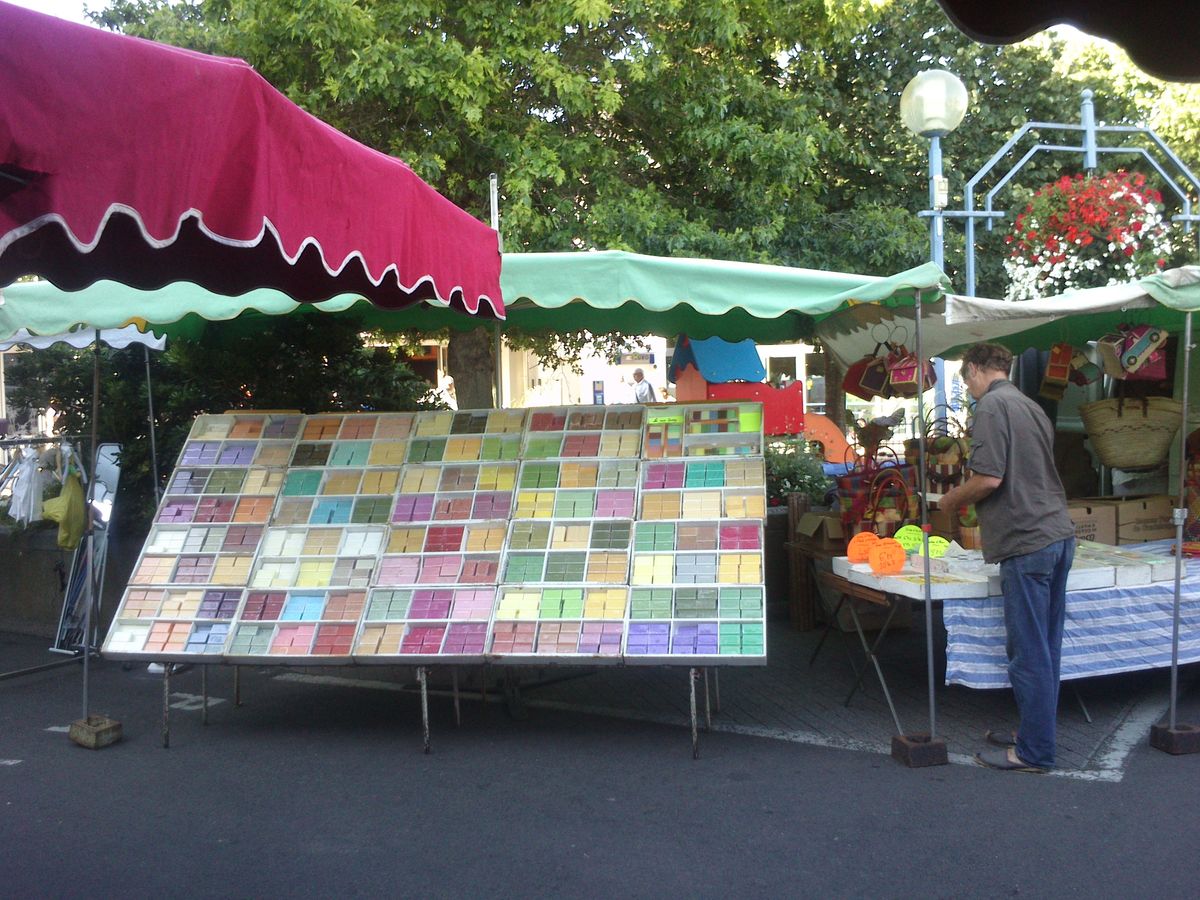 Le marché de la ville : La tradition mouvementée d'une ville !