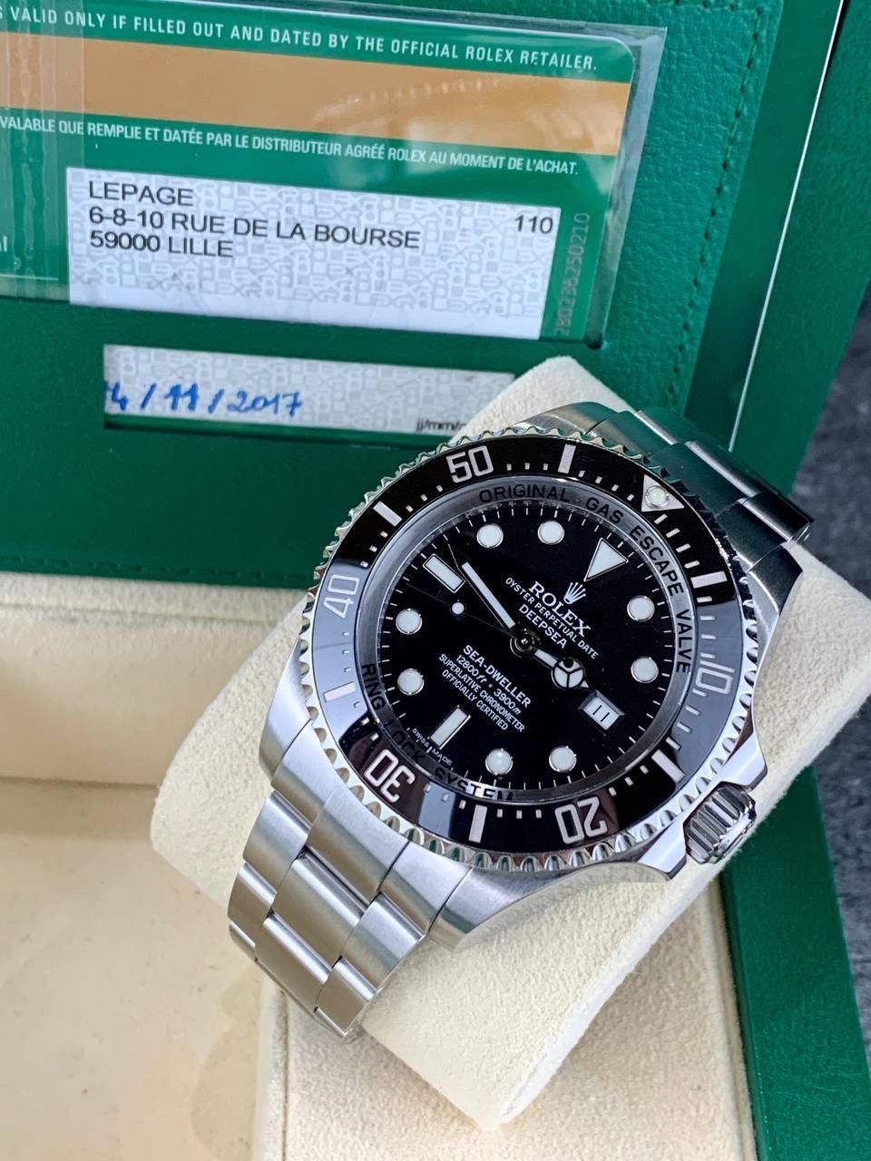 rolex sea.jpg